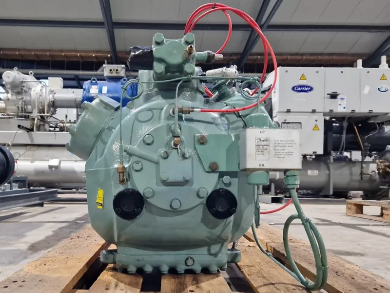 CARRIER 06EA599600 Semi-Hermetic Reciprocating Compressor