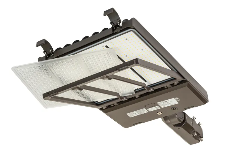 290W Power Select Color Select LED Area Light with NEMA Type 7-pin Twist Lock Receptacle + Shorting Cap. Series 2 Large Housing. Optics Selectable B (Type III, IV, and V). Slip Fitter Mount. NEMA Type 3-pin Twist Lock Photocell. 120-277V Input. 0-10V Dimm