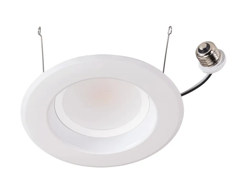6in Circular LED Residential Retrofit, 120V Input, 7W, 3000K, 80CRI, TRIAC Dimming, Contractor Series, E26 Adapter Included