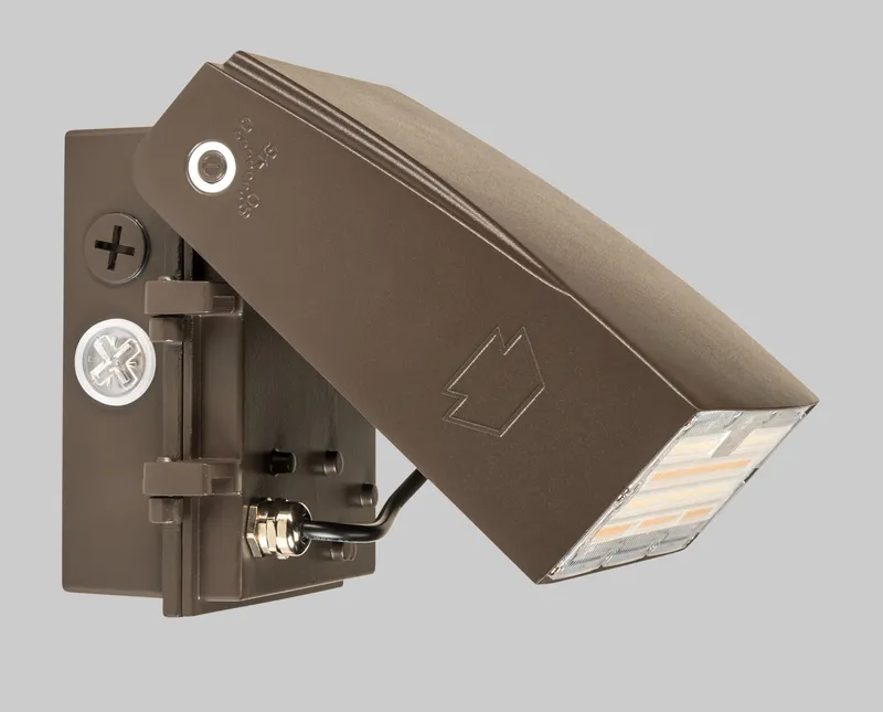 Wall Packs – Adjustable