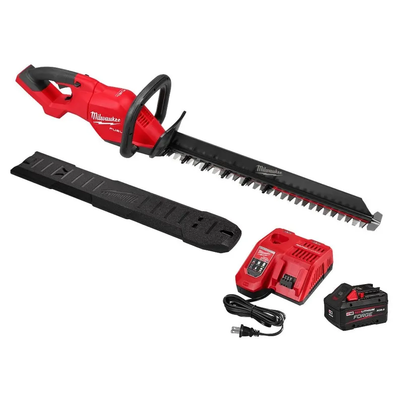 Milwaukee M18 FUEL 24" Hedge Trimmer Kit