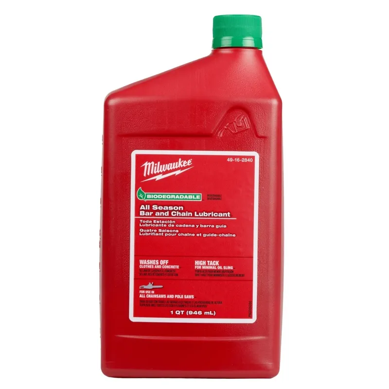 Milwaukee Biodegradable All Season Bar and Chain Lubricant for Chainsaws (1 Quart)