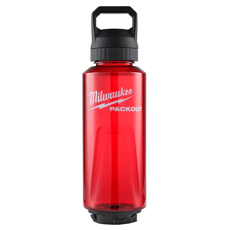 Milwaukee PACKOUT 48oz Bottle with Chug Lid - Red