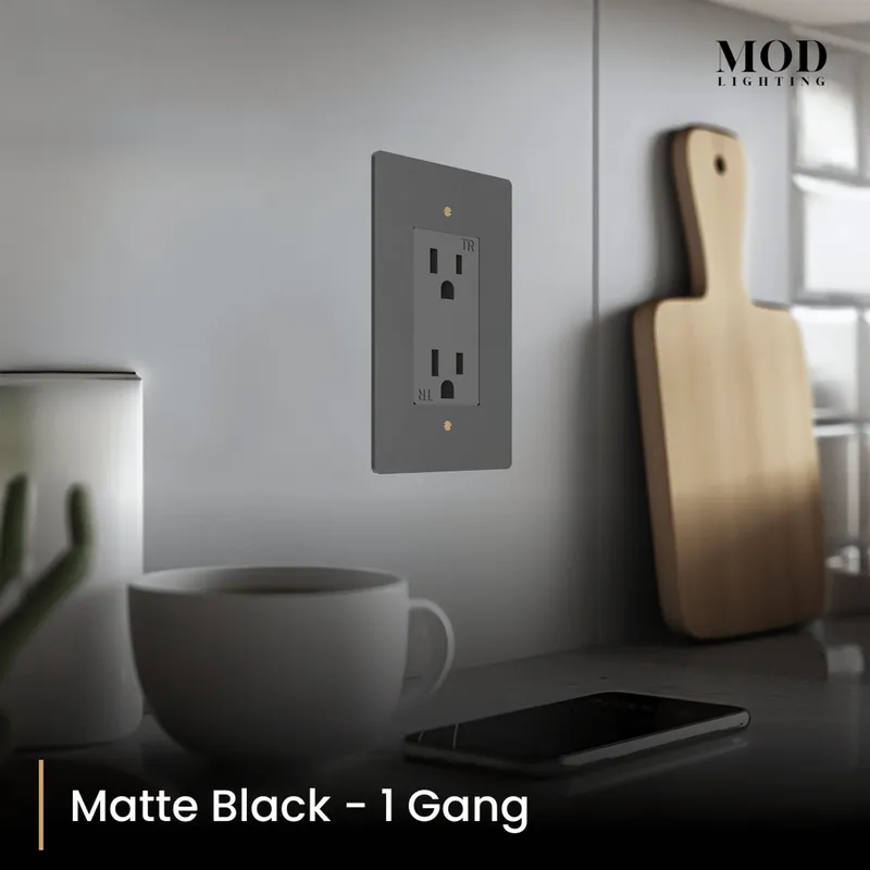 MOD Lighting Modern Wall Outlet — Matte Black / 1 Gang