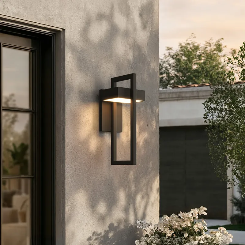 MOD Lighting Terri (Smart) — 7" x 17" / App + Remote Control
