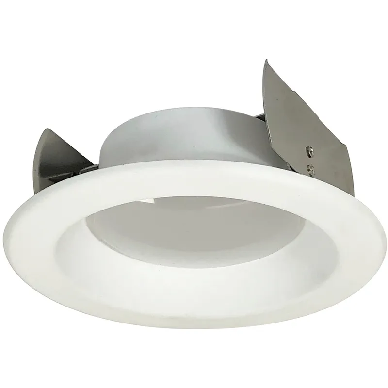 Onyx White Recessed Retrofit Reflector in 5000K, 950